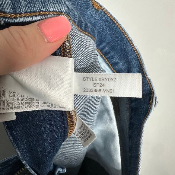 J. Crew Women’s‎ Medium Wash Midi Denim Pencil Skirt With Back Slit Size 2 - Picture 9 of 10